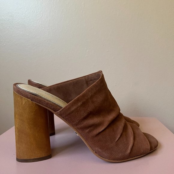 Gianni Bini Mule Wooden Heel Size 8 - Picture 1 of 7